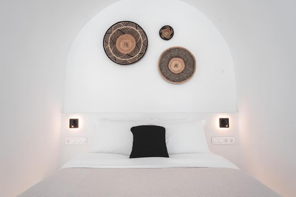 Akri Santorini With Heated Jacuzzi Villa Emporio  Екстериор снимка