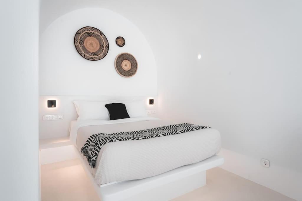 Akri Santorini With Heated Jacuzzi Villa Emporio  Екстериор снимка